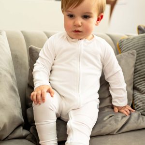 BABYGO® Dors-bien côtelé blanc avec fermeture éclair