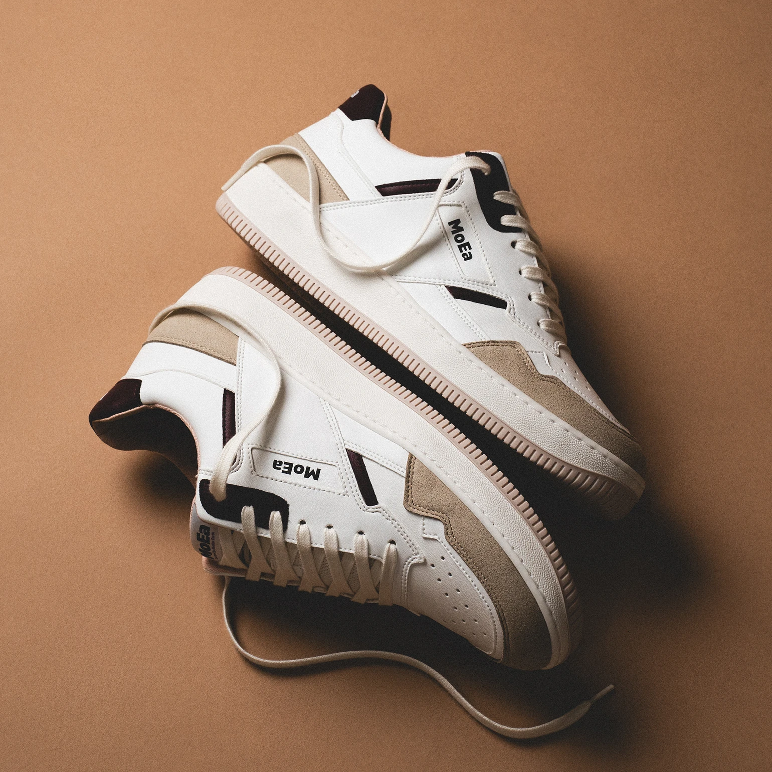 MOEA – GEN1 – White Wine Suede – Image 2