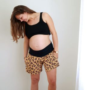 SHORT GROSSESSE LEOPARD