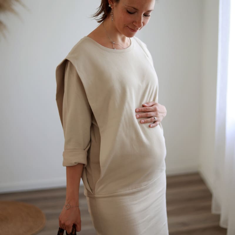 Robe grossesse et allaitement molleton extensible beige – Image 5