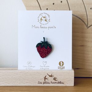 LES PETITES HIRONDELLES – Pin&rsquo;s Fraise