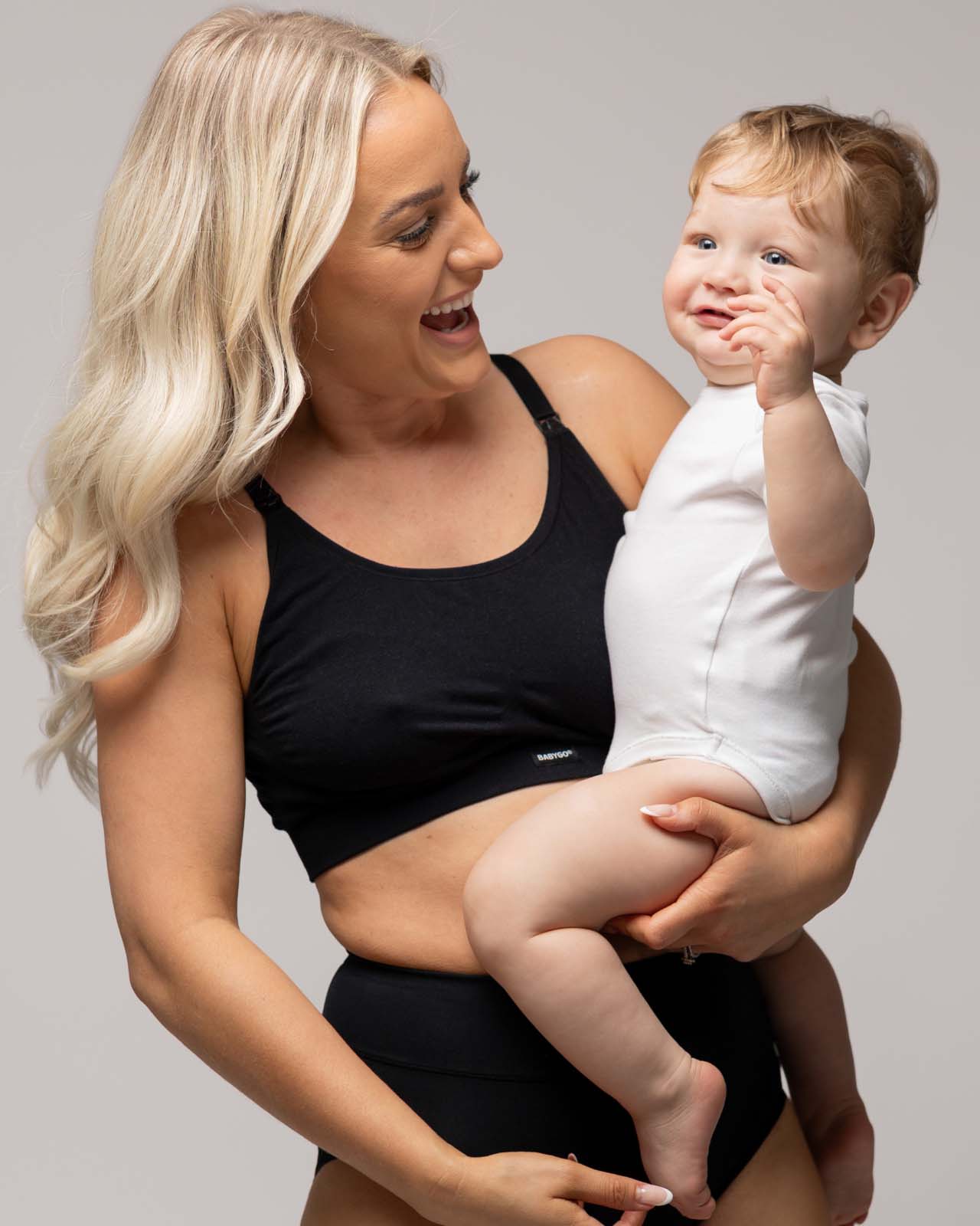 Lot de deux soutiens-gorge de maternité BABYGO® – Image 3