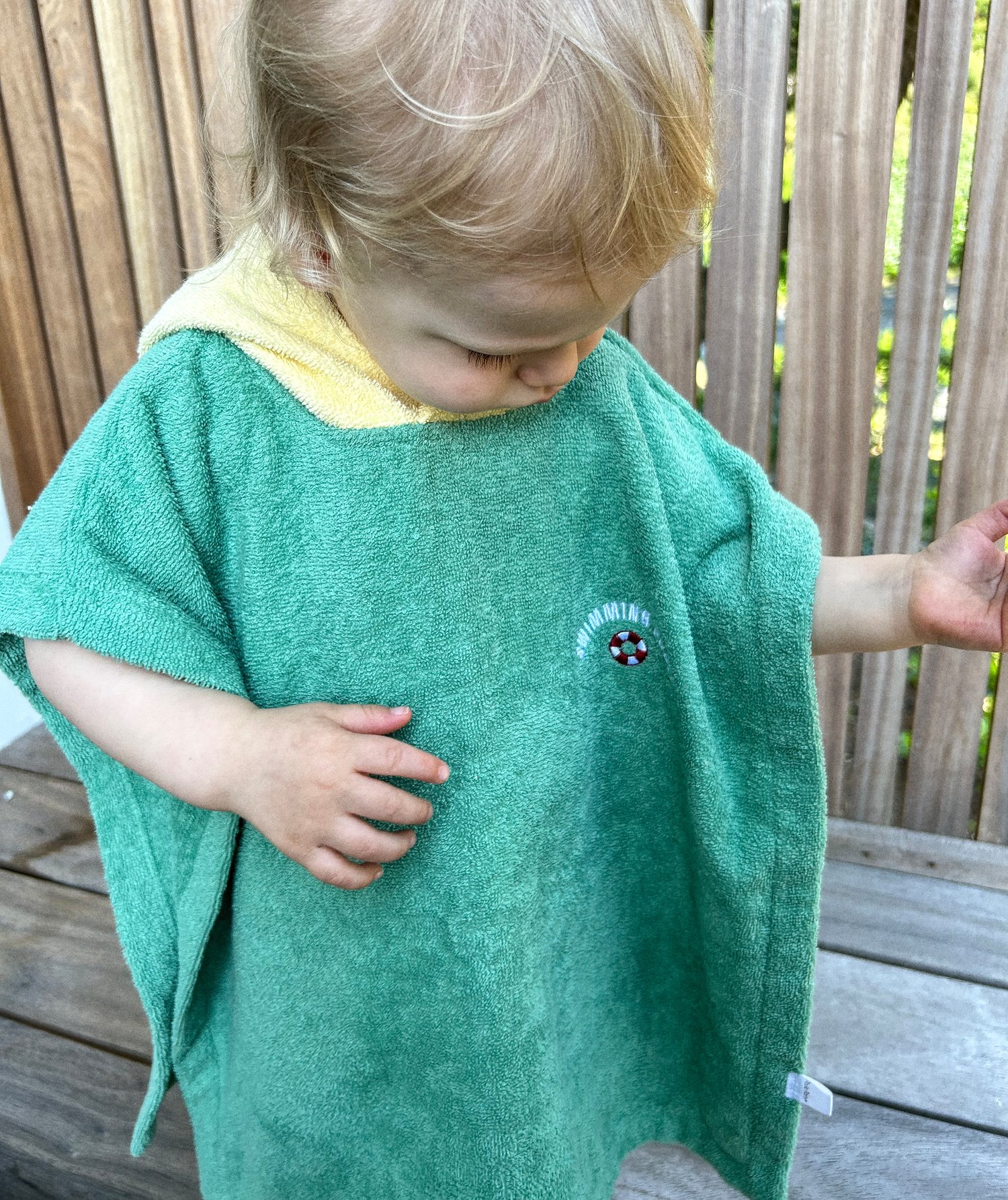 POULE PARTY – Ponchos de bain – Menthe/citron