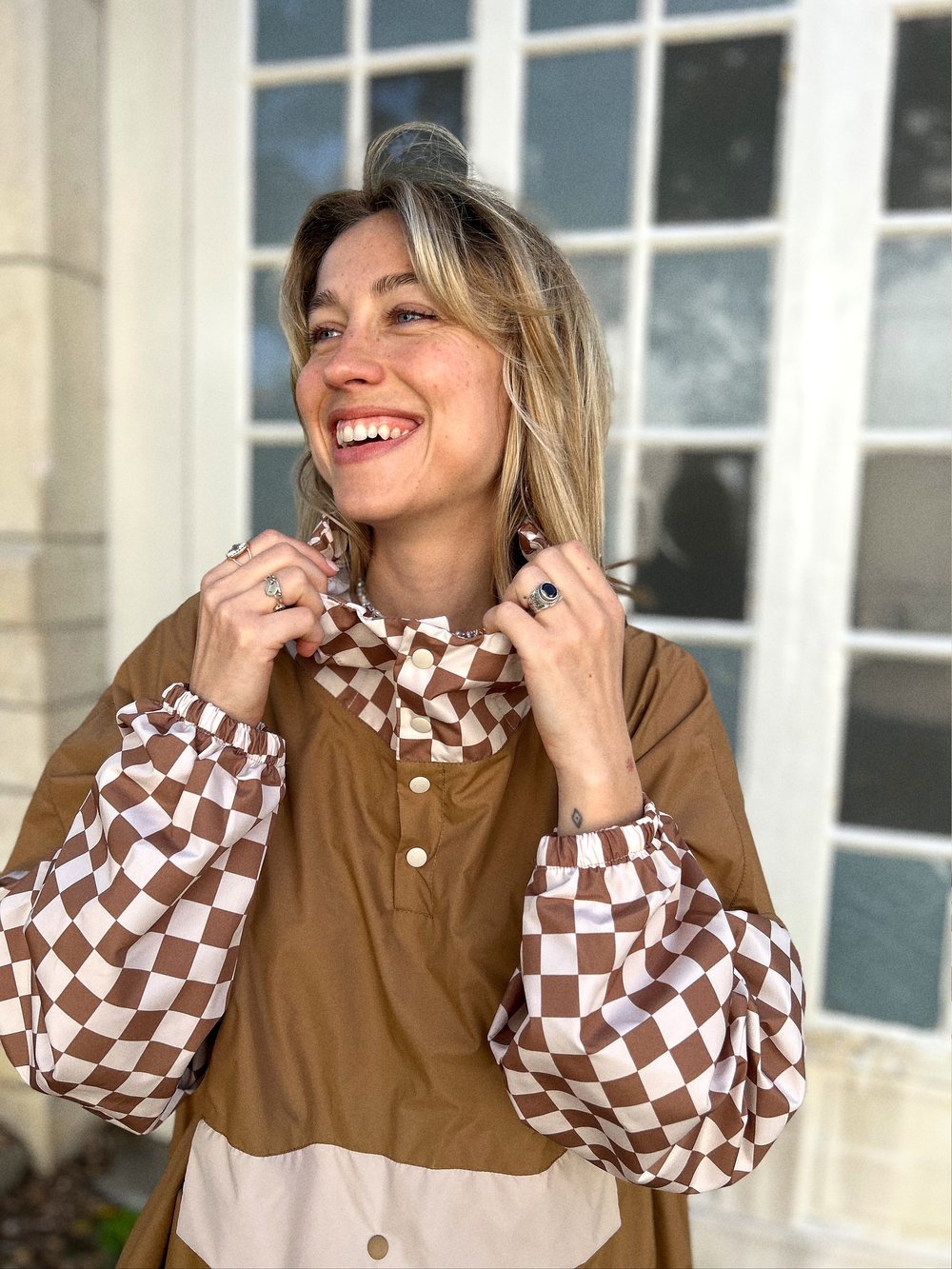 POULE PARTY – Ponchos adultes – Damiers