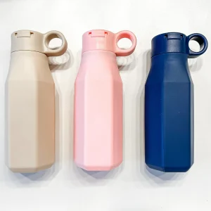 Bouteille d’eau en Silicone avec Paille