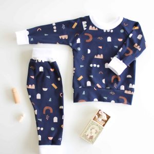 Pyjama évolutif bleu nuit géométrie